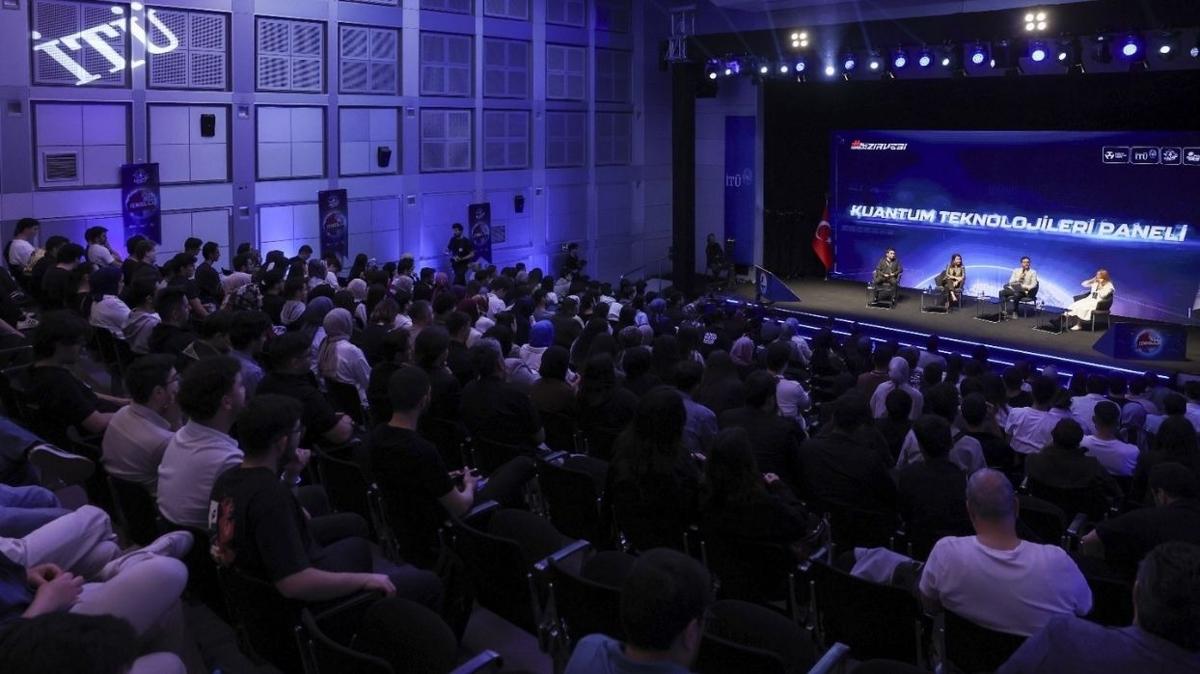 Gelecein teknolojileri Milli Teknoloji Zirvesi'nde bulutu