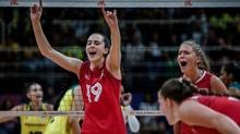 Eczacba Dynavit, Emily Maglio'yu kadrosuna katt