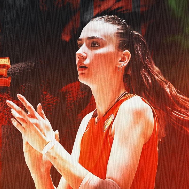 Eczacba Dynavit, Dilay zdemir'i aklad