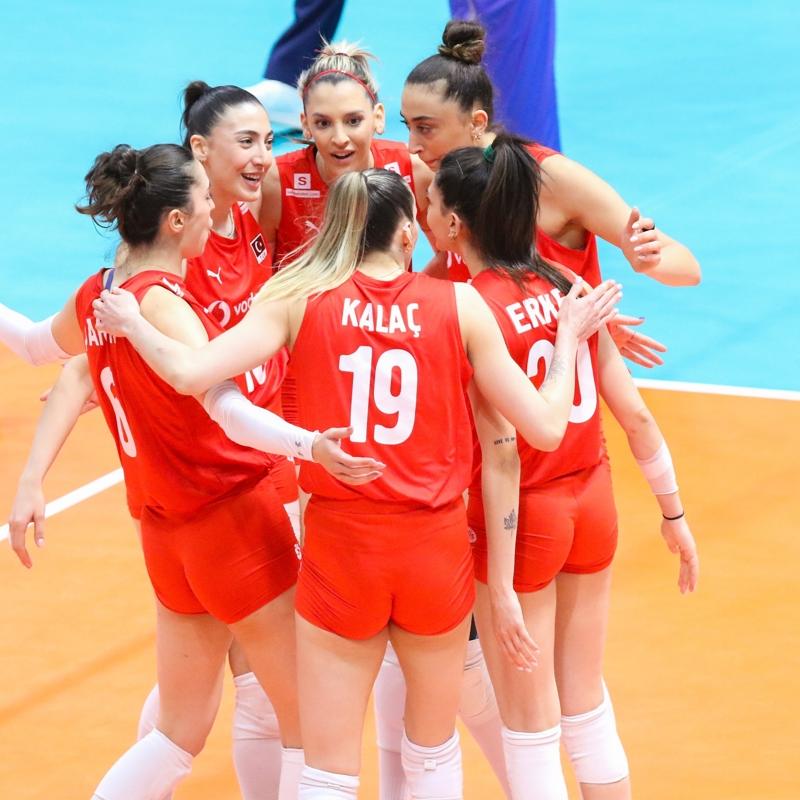 Filenin Sultanlar, Milletler Ligi iin in'de!
