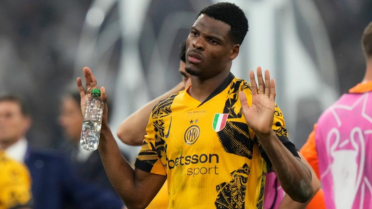 Denzel Dumfries: Bizden stn oynadlar