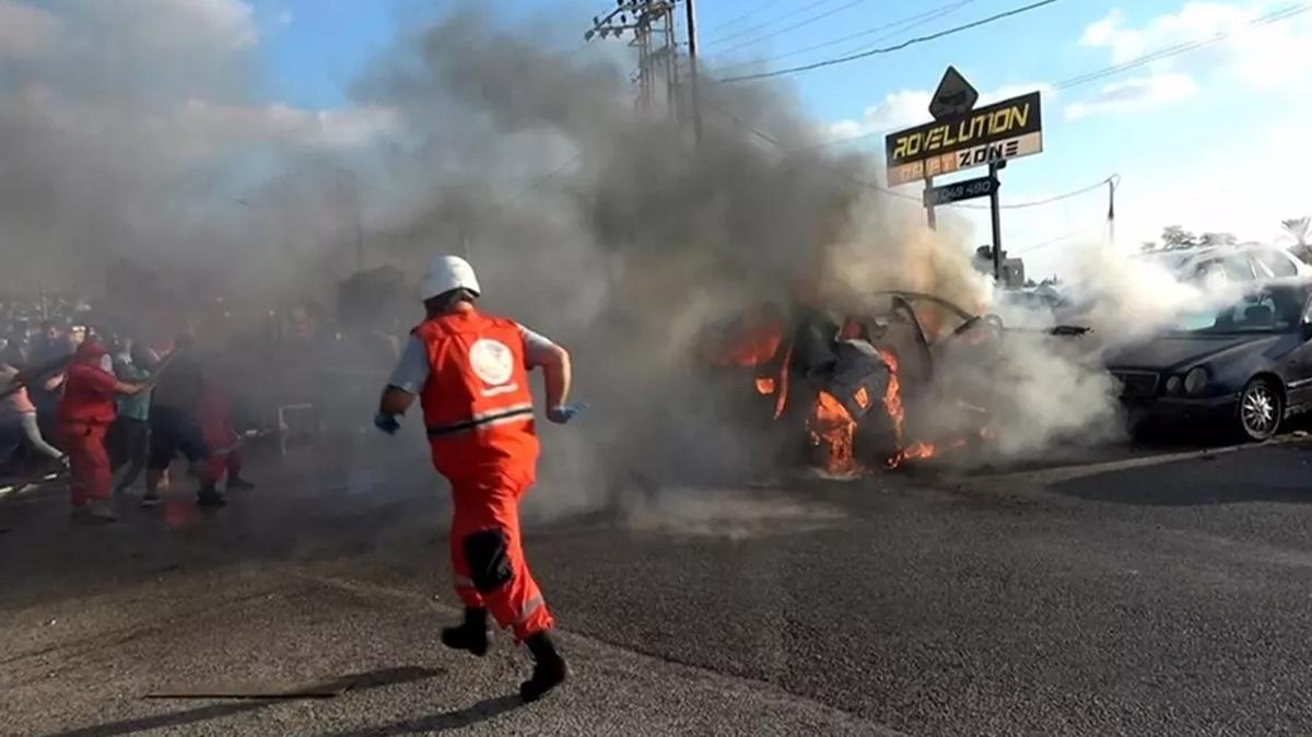 srail Lbnan'da bir arac vurdu! 1 can kayb