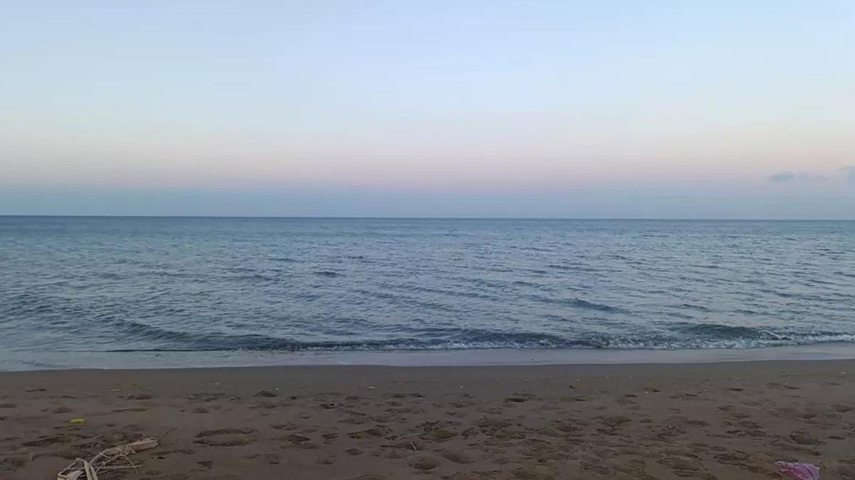 Mersin'de denize giren 2 renci bouldu