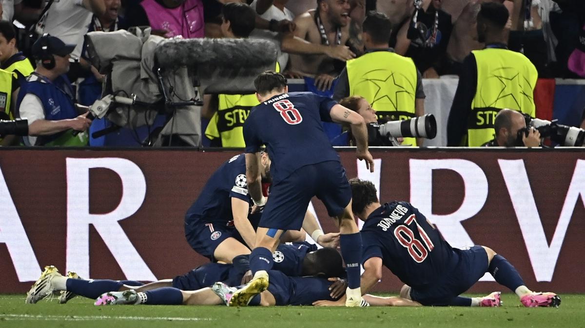 PSG sezonu 4 kupayla kapatt!