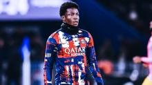 Bayer Leverkusen, Axel Tape transferini bitirdi