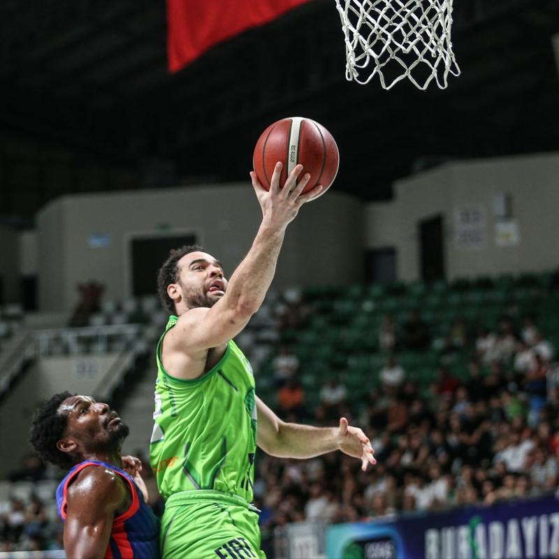 Baheehir Koleji yar finale ykseldi