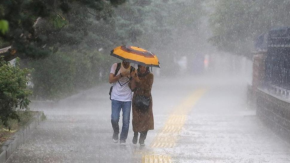 Hava scaklklar decek: 6 blgede kuvvetli saanak bekleniyor