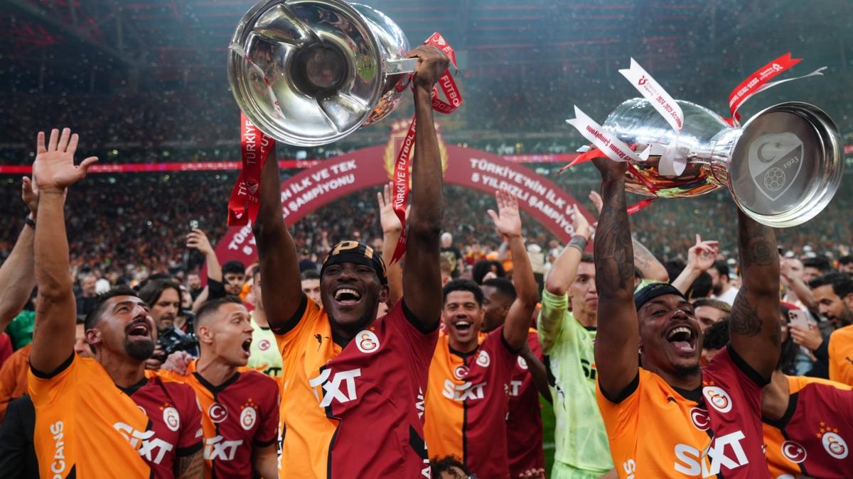 galatasaray victor osimhen transfer foto�raflar� resimleri