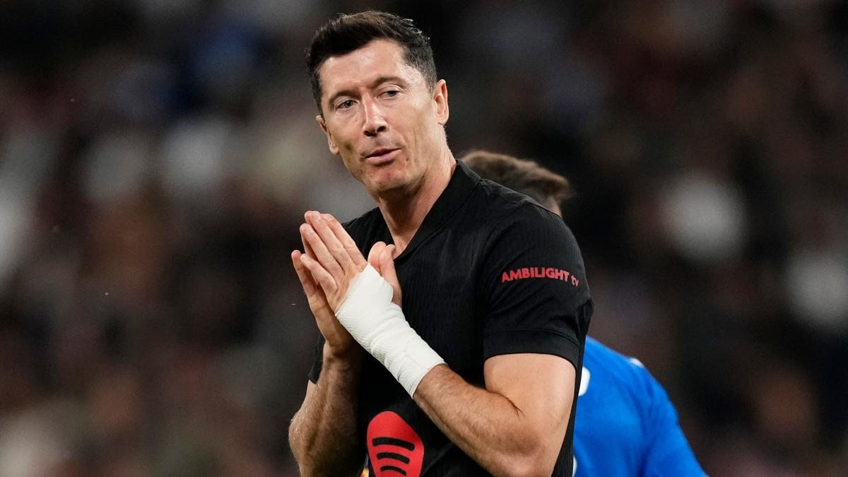 Robert Lewandowski'den ayrlk sorusuna cevap