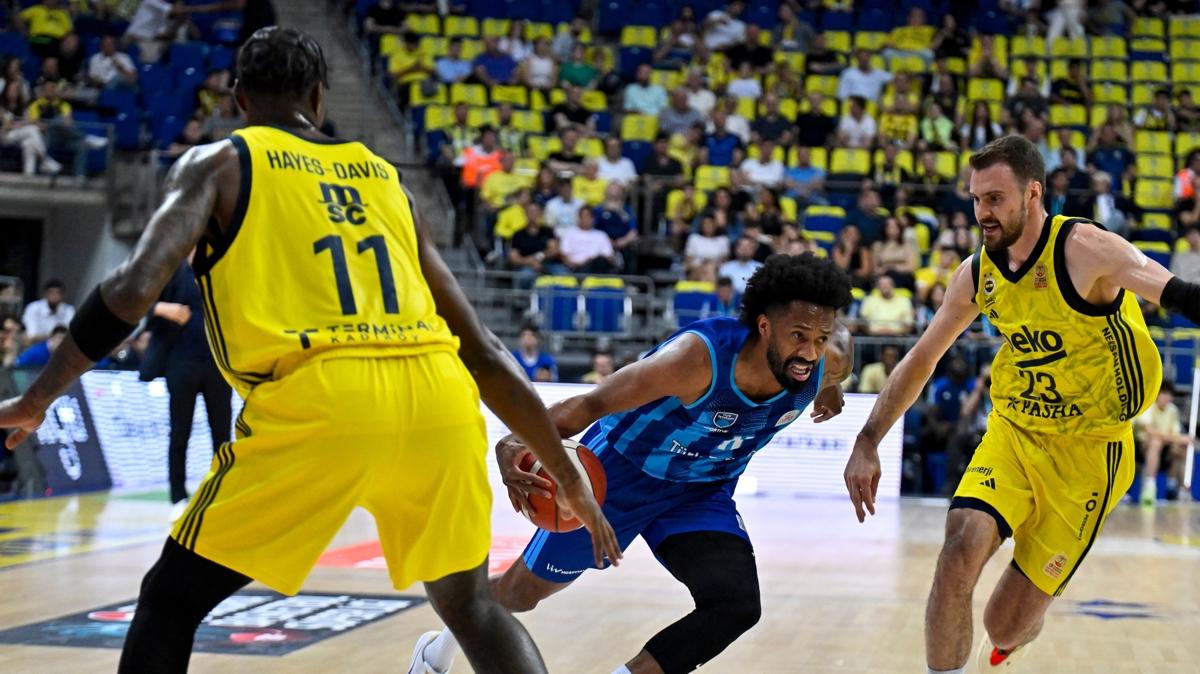 Yar finalin son bileti Fenerbahe Beko'nun