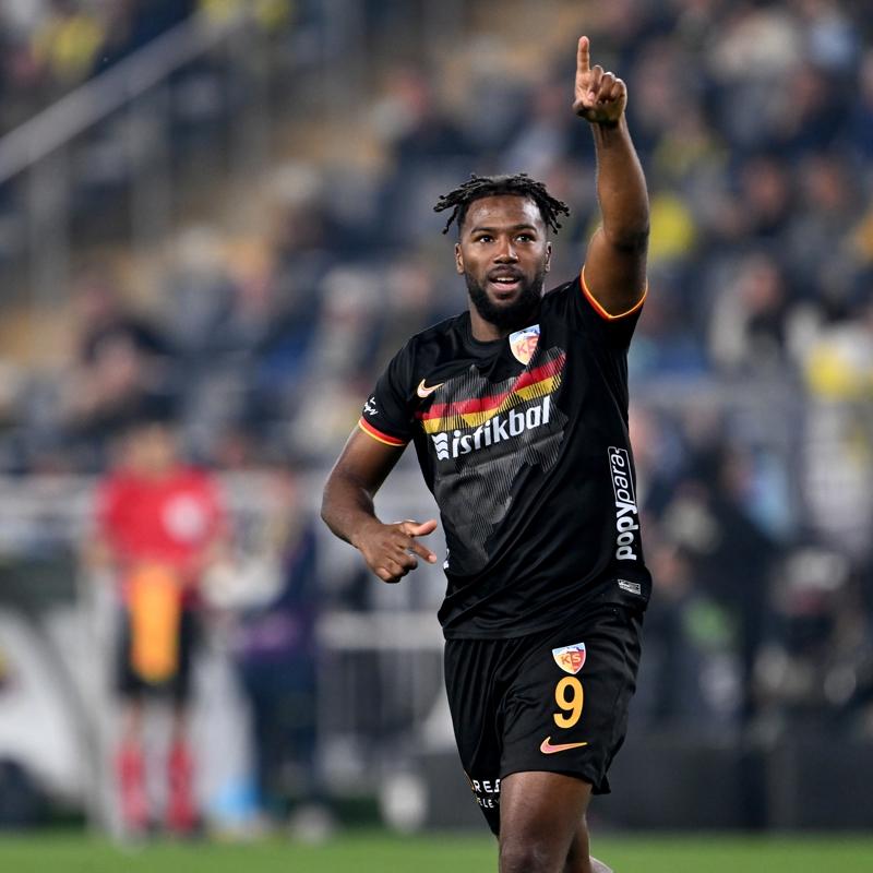 Kayserispor'u srtlayan isim: Duckens Nazon