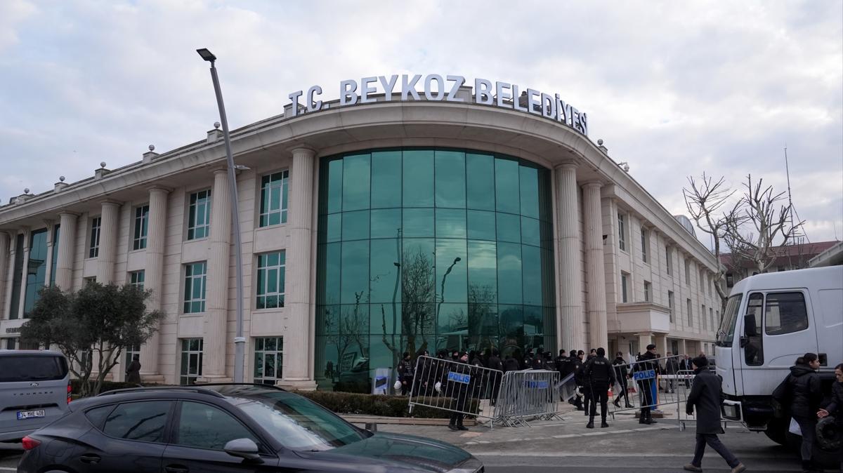 CHP'nin kolayclna tepki... Belediye tanmazlarn sata kardlar