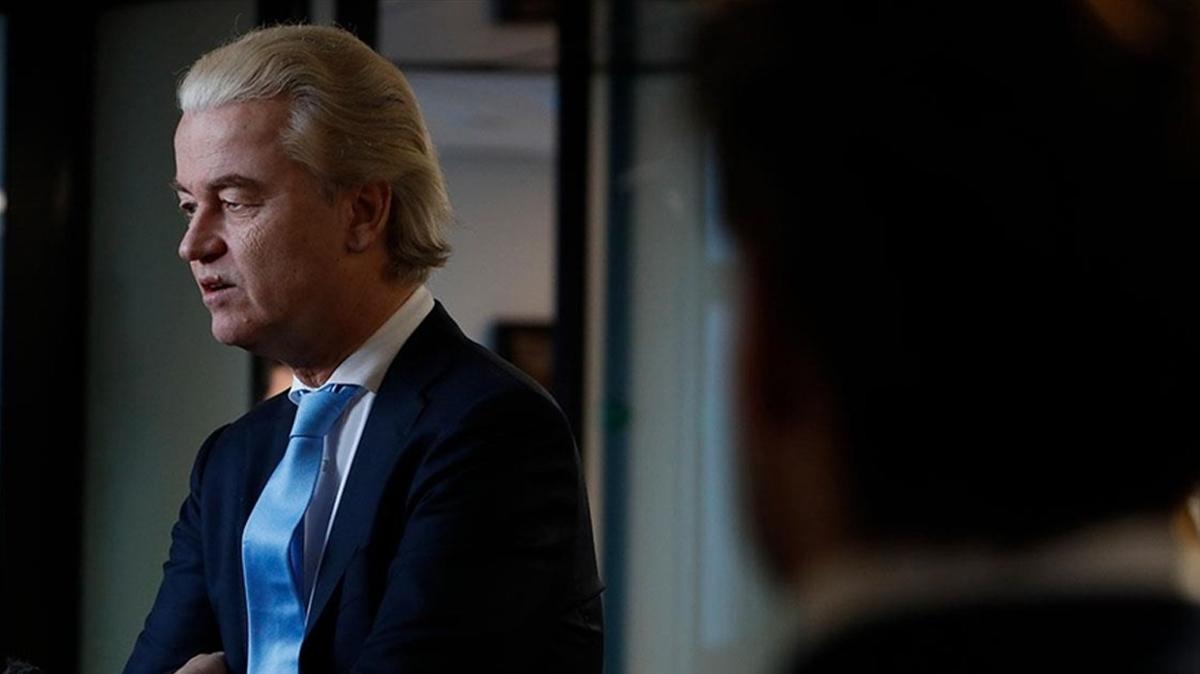 Wilders ekildi, Hollanda'da koalisyon dald