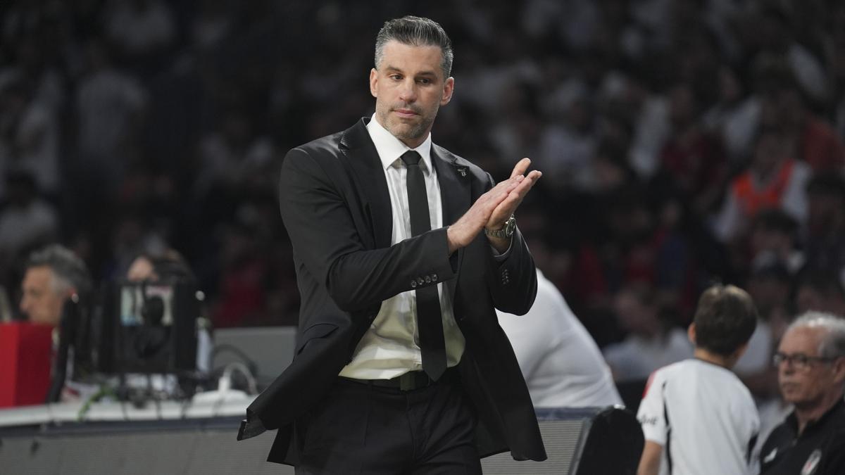 Beikta'ta Dusan Alimpijevic ile nikah tazelendi