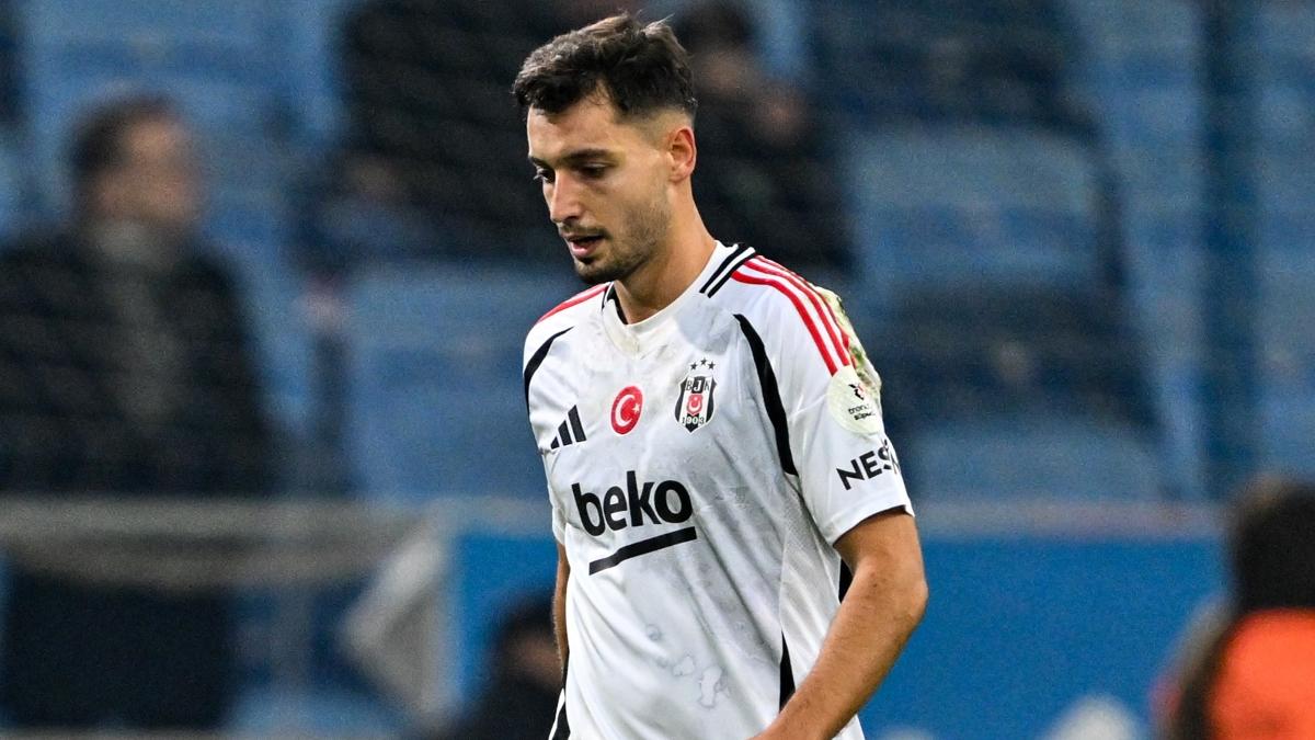 Beikta'ta en ok kzaran isim Tayyip Talha Sanu oldu