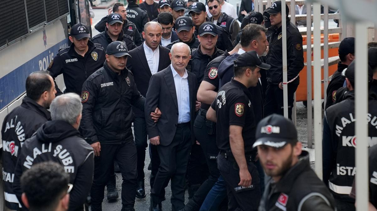 CHP'li belediyelere yolsuzluk soruturmas... ok sayda tutuklama