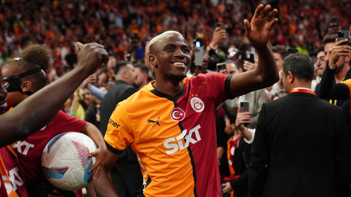 Obi Mikel'den Osimhen yorumu! "Bu projeye gvenebilir"