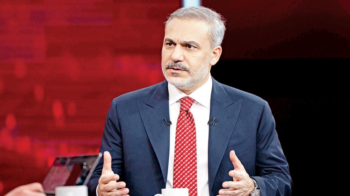  liderin ayn anda itimat ettii baka isim yok