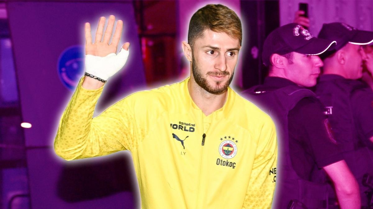 Ve gelir gelmez ilk transfer smail Yksek! Takmn yeni orta sahas hayrl olsun
