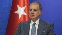 AK Parti MYK sona erdi... mer elik'ten aklamalar