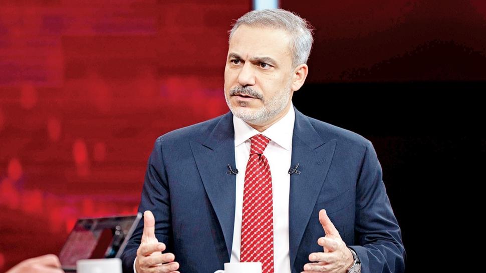  liderin ayn anda itimat ettii baka isim yok