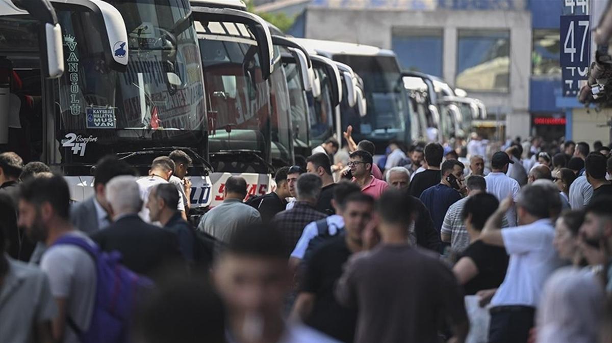 Bayram tedbirlerini kapsamnda otobsler gizli yolcularla denetlenecek