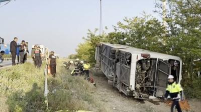 Bayram sabah feci kaza: l ve yarallar var