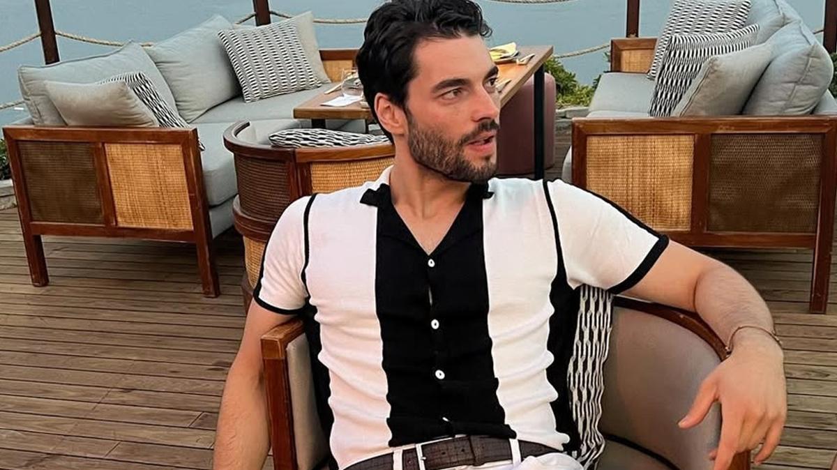 Akn Aknz'nden nostaljik paylam: Meer hayallerimin ilk adm...