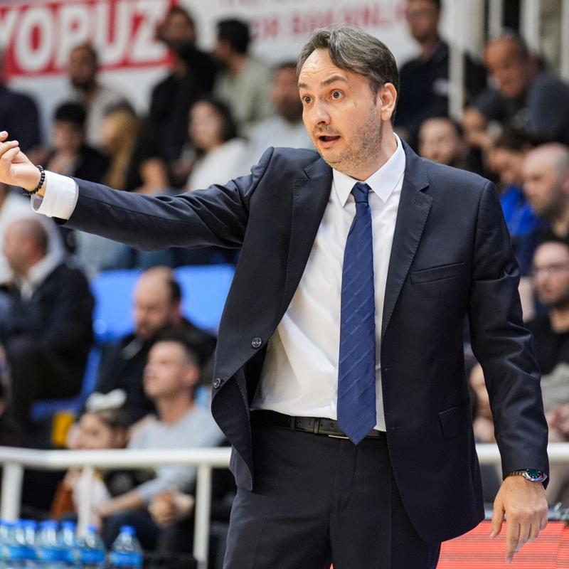 Aliaa Petkimspor'da yeni baantrenr zhan vgn