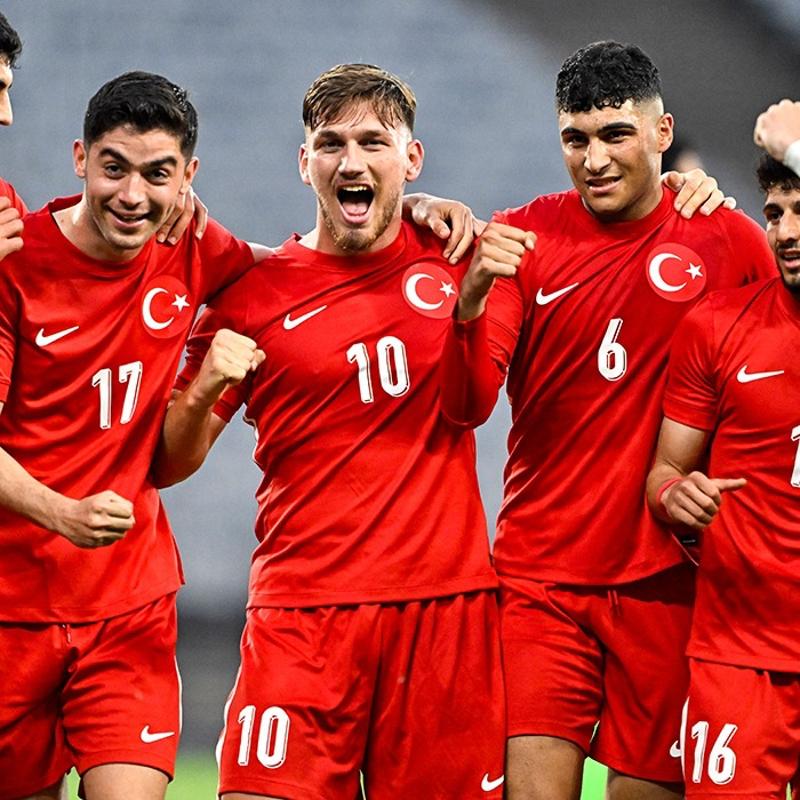 Semih Klsoy att! mit Milli Takm, Arnavutluk'u devirdi
