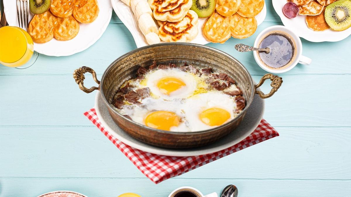 Kavurmal yumurta tarifi! En nefis kahvaltlk