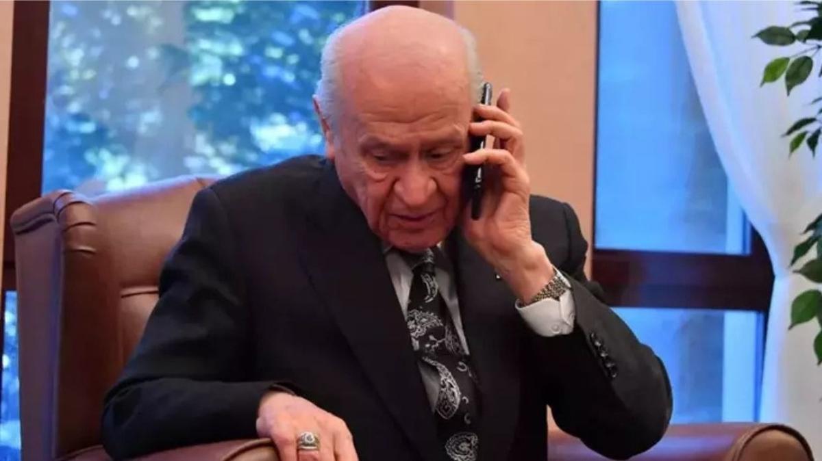 MHP lideri Baheli'den zel'e gemi olsun telefonu