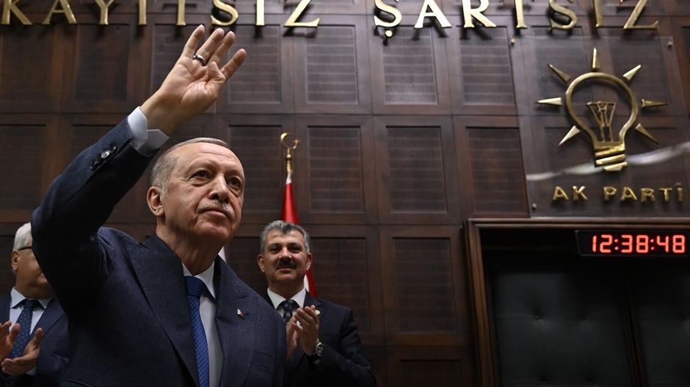 AK Parti kampa giriyor