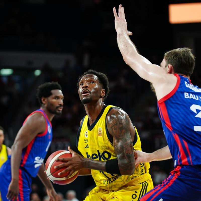 Fenerbahe Beko, Basketbol Sper Ligi'nde adn finale yazdrd