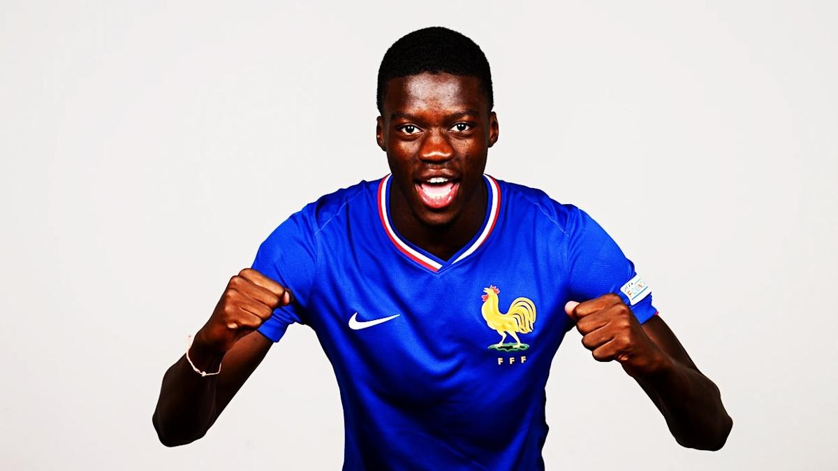 Chelsea, Mamadou Sarr' renklerine balad