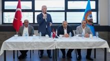 Vali Gl, taksicilerle bayramlat