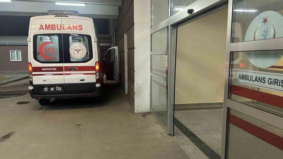 ki grup arasnda kan kavga kanl bitti: 5'i kadn 7 yaral