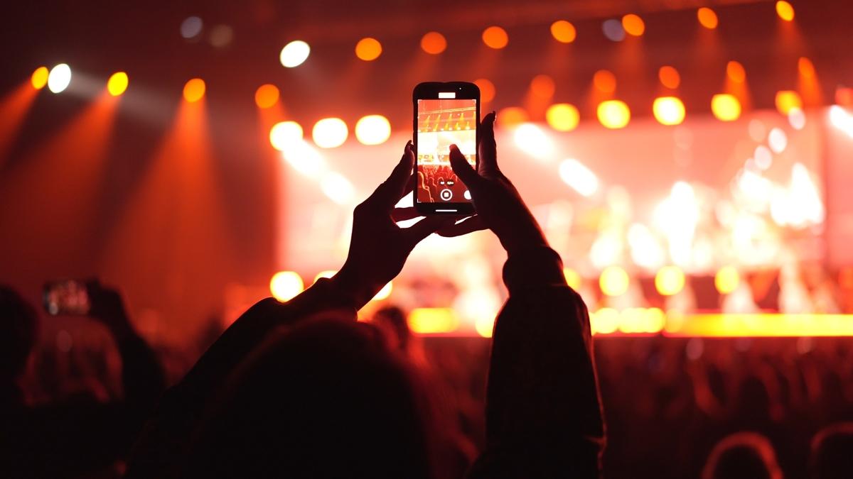 Bir konser bileti 12 bin TL olur mu" Sosyal medya bunu konuuyor