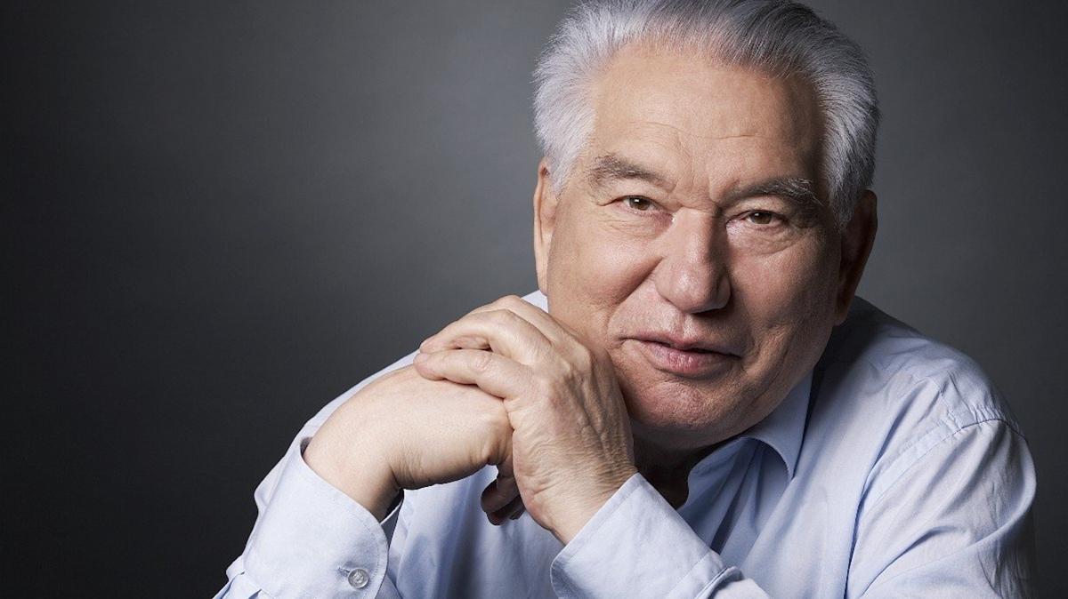 Krgz yazar Aytmatov, "Cengiz Aytmatov, Trk Dnyas'nn Gelecei" forumu ile anlacak
