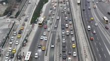 stanbul trafiinde dn younluu