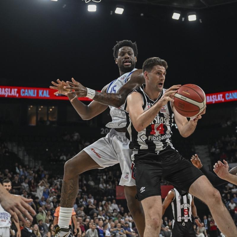 Final bileti kimin olacak? Anadolu Efes'in konuu Beikta