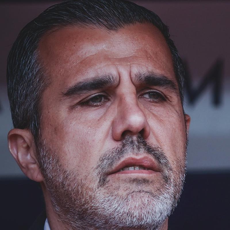 stanbulspor'un yeni hocas Mustafa Alper Avc oldu!