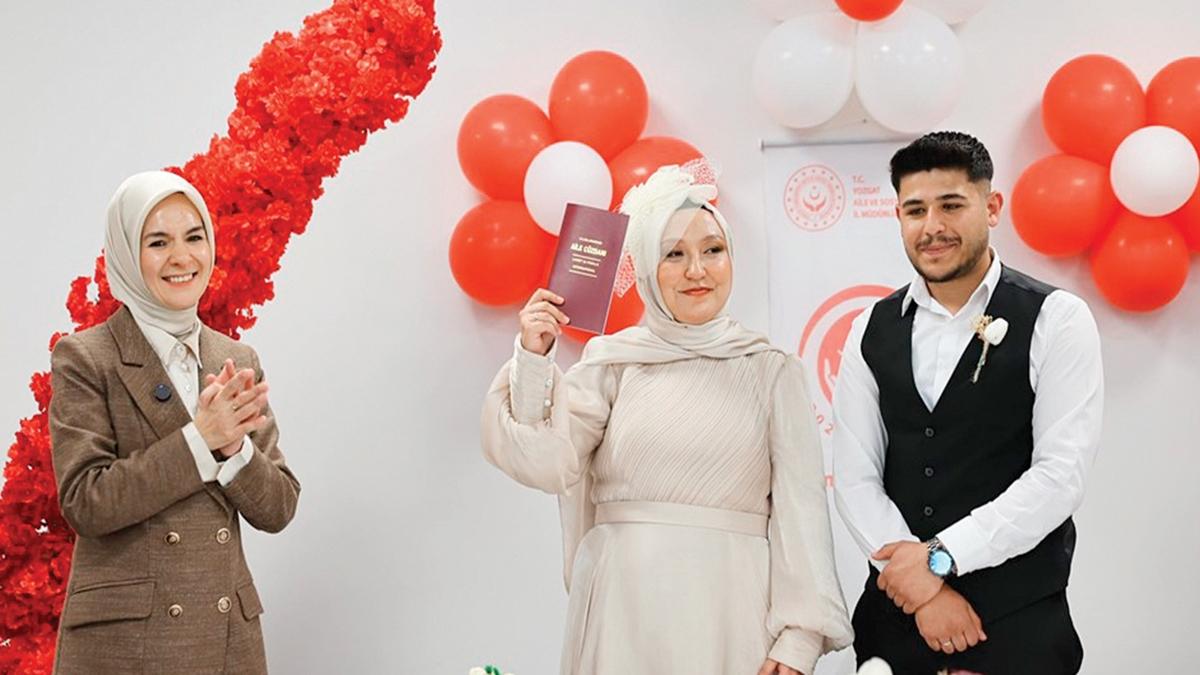 30 markadan 7 bin ifte evlilik indirimi