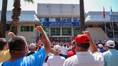 AK Parti'den zmir'deki kyma tepki: Bedelini gariban emekilere detiyorsunuz