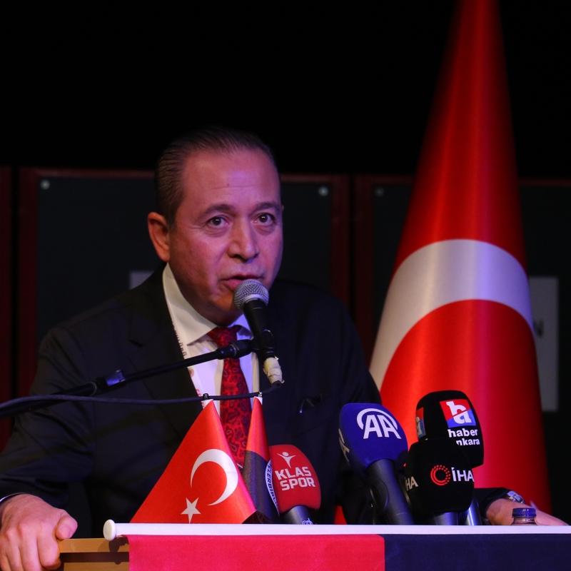 Genlerbirlii'nde Osman Sungur, yeniden bakan oldu