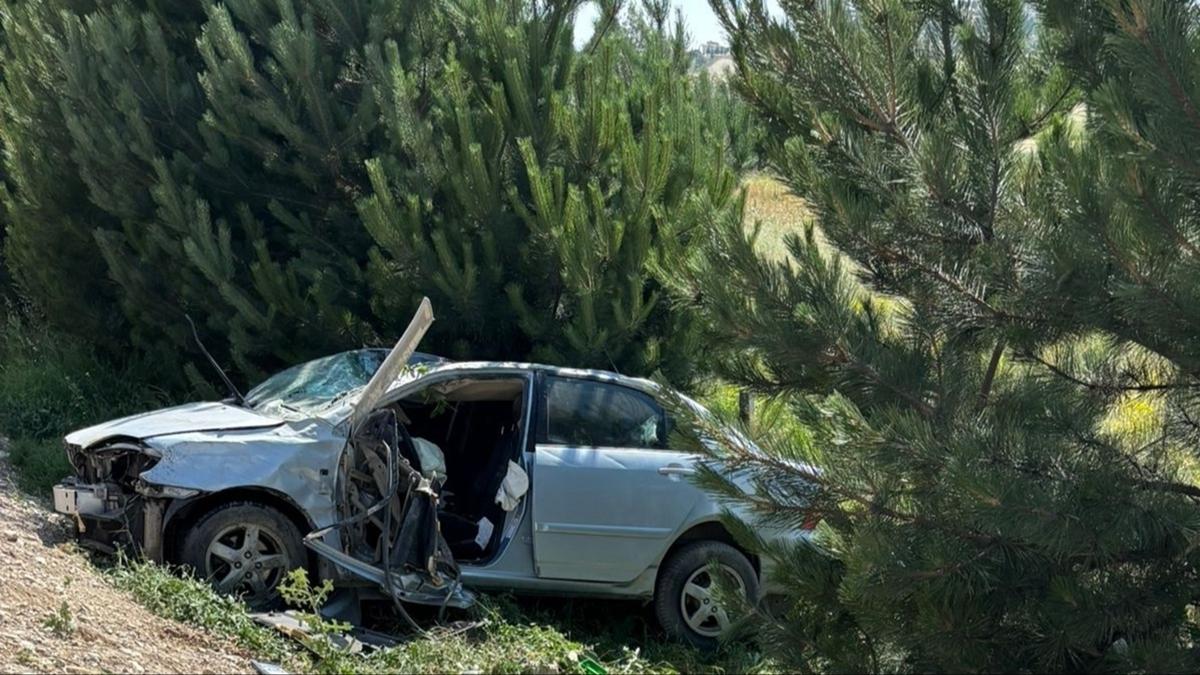 Feci kaza! Otomobilin devrilmesi sonucu 1 kii hayatn kaybetti