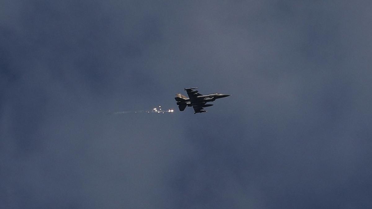 srail'den Yemen'e hava saldrs! Husi liderleri hedef alnd