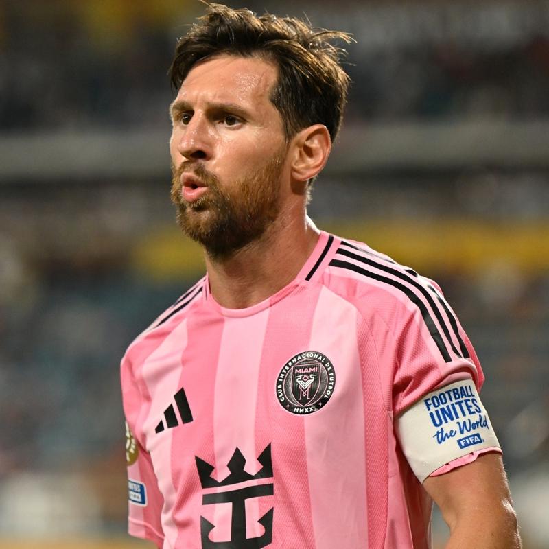 Lionel Messi eski gnlerini zlyor