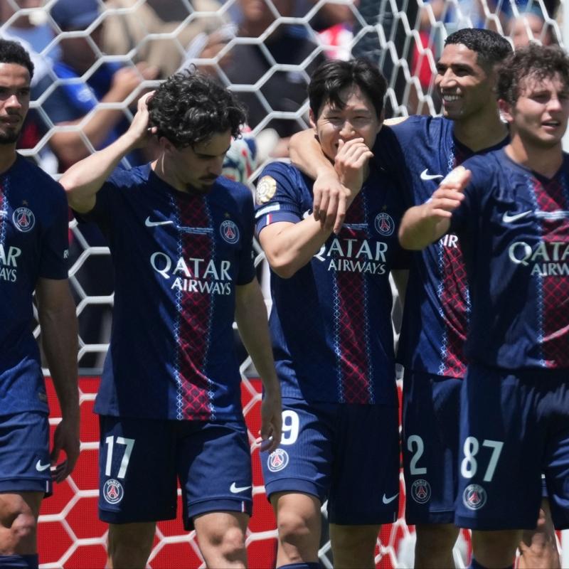 PSG, Atletico'yu 4 golle datt