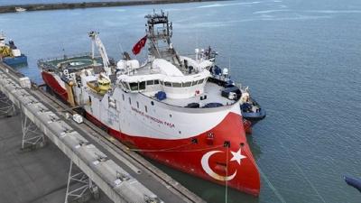 Barbaros Hayreddin Paa Trabzon Liman'na demirledi